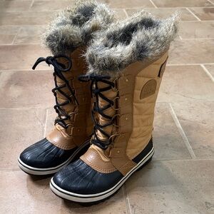 Sorel boots 6.5